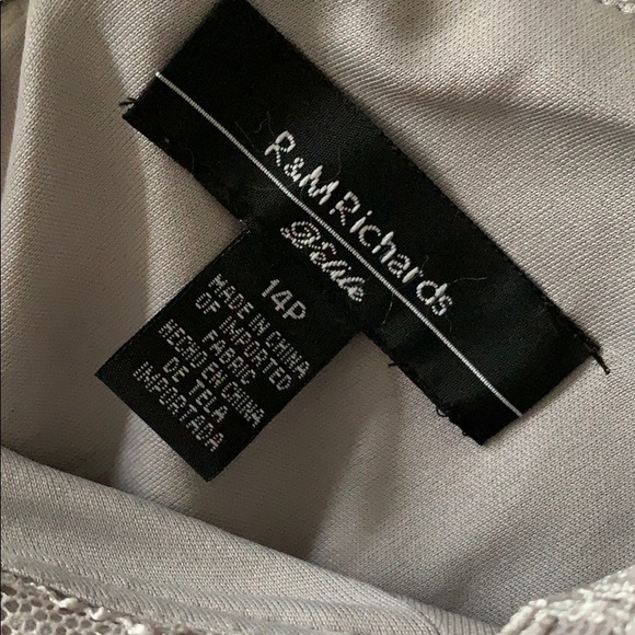 Party or wedding dress - Picture 5 of 7